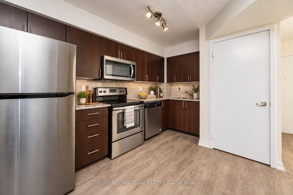 Photo of 1420 Dupont Street #517, Toronto, ON M6H 2B1 (MLS # W13781012)