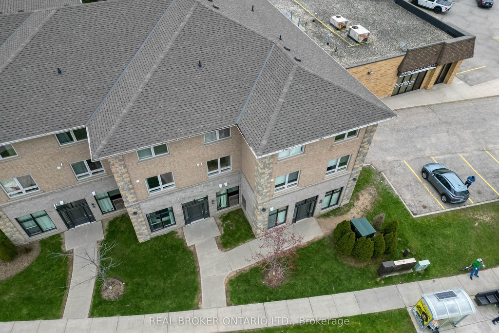 Photo of 904 Paisley Road #Unit 102, Guelph, ON N1K 0C6 (MLS # X13884058)