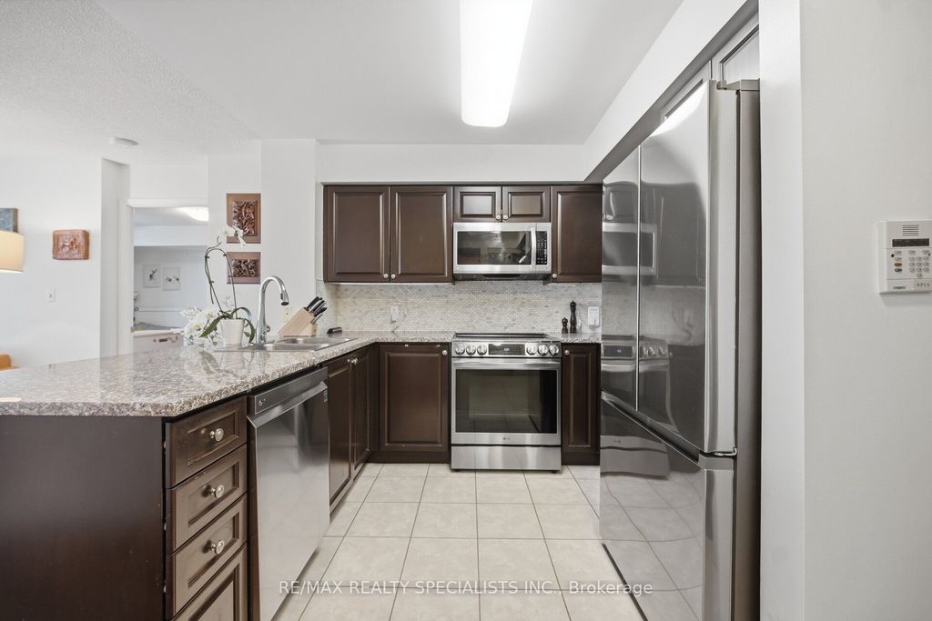 Photo of 335 Rathburn Road W #707, Mississauga, ON L5B 0C8 (MLS # W12940854)