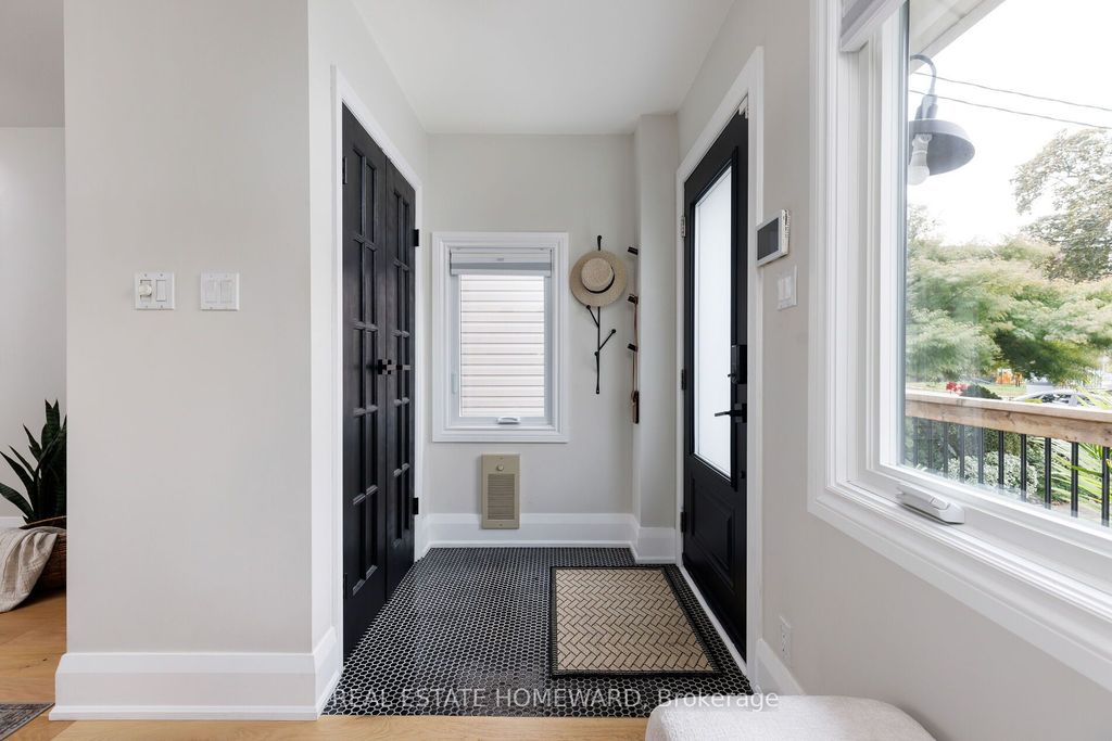 Photo of 403 Scarborough Road, Toronto, ON M4E 3N1 (MLS # E12451553)