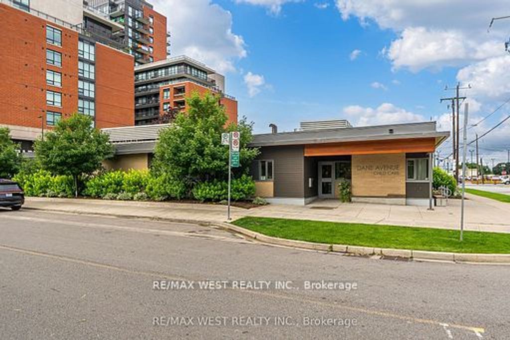 Photo of 830 Lawrence Avenue #803, Toronto, ON M6A 0A2 (MLS # W12602126)