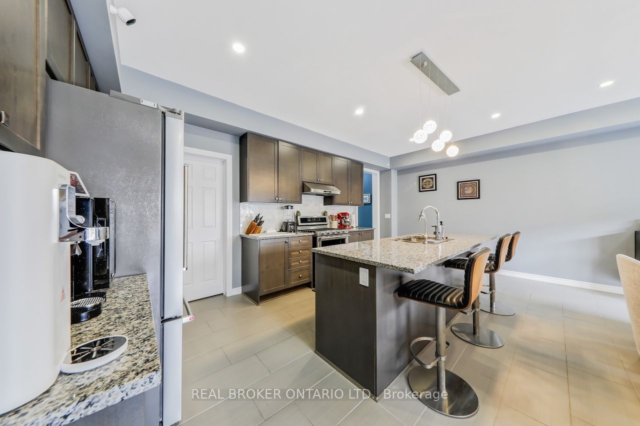 10937 Victoria Square Boulevard