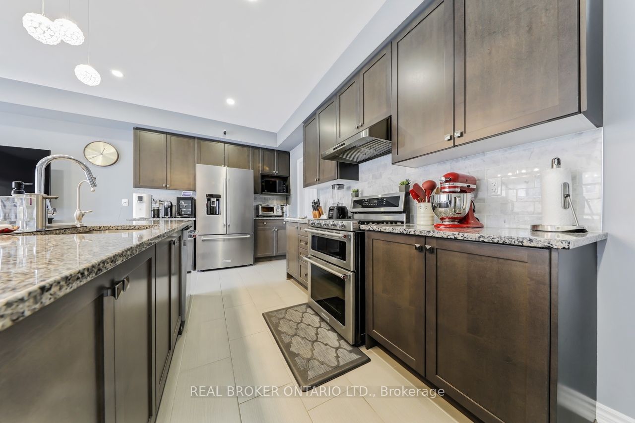 10937 Victoria Square Boulevard