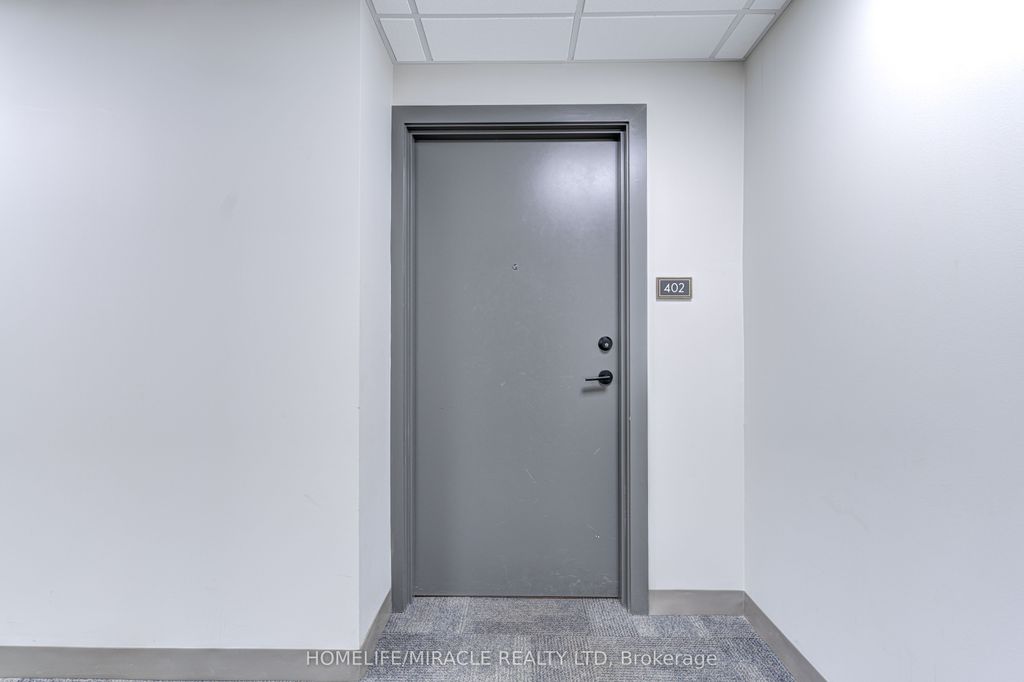 Photo of 26 Lowes Road W #402, Guelph, ON N1G 4X2 (MLS # X12750618)