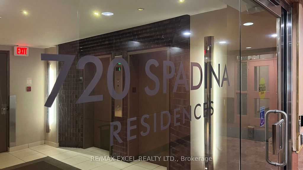 Photo of 720 Spadina Avenue #1605, Toronto, ON M5S 2T9 (MLS # C13125848)