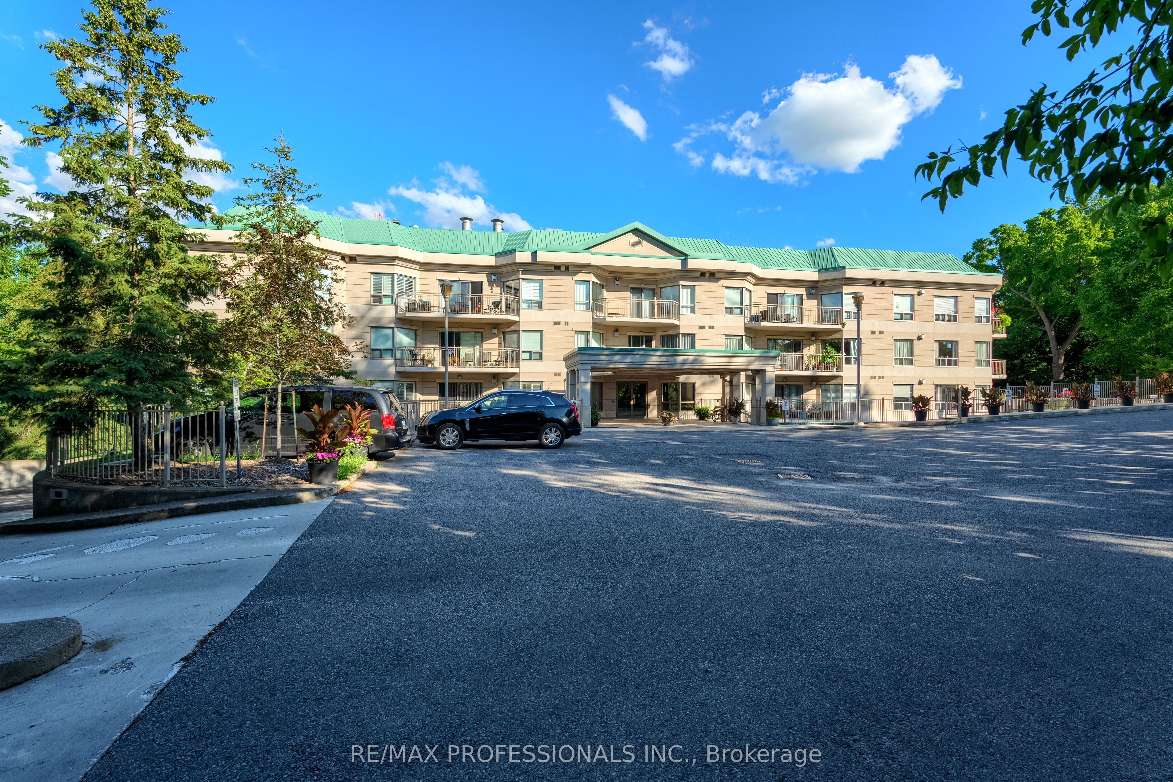 24 Chapel Street 206