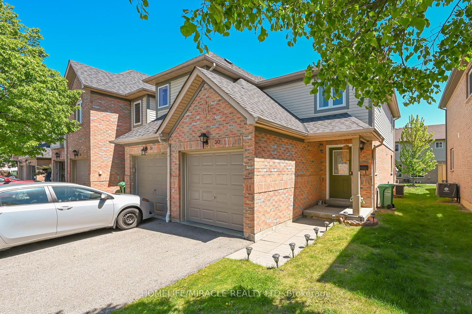 5255 Guildwood Way N 30