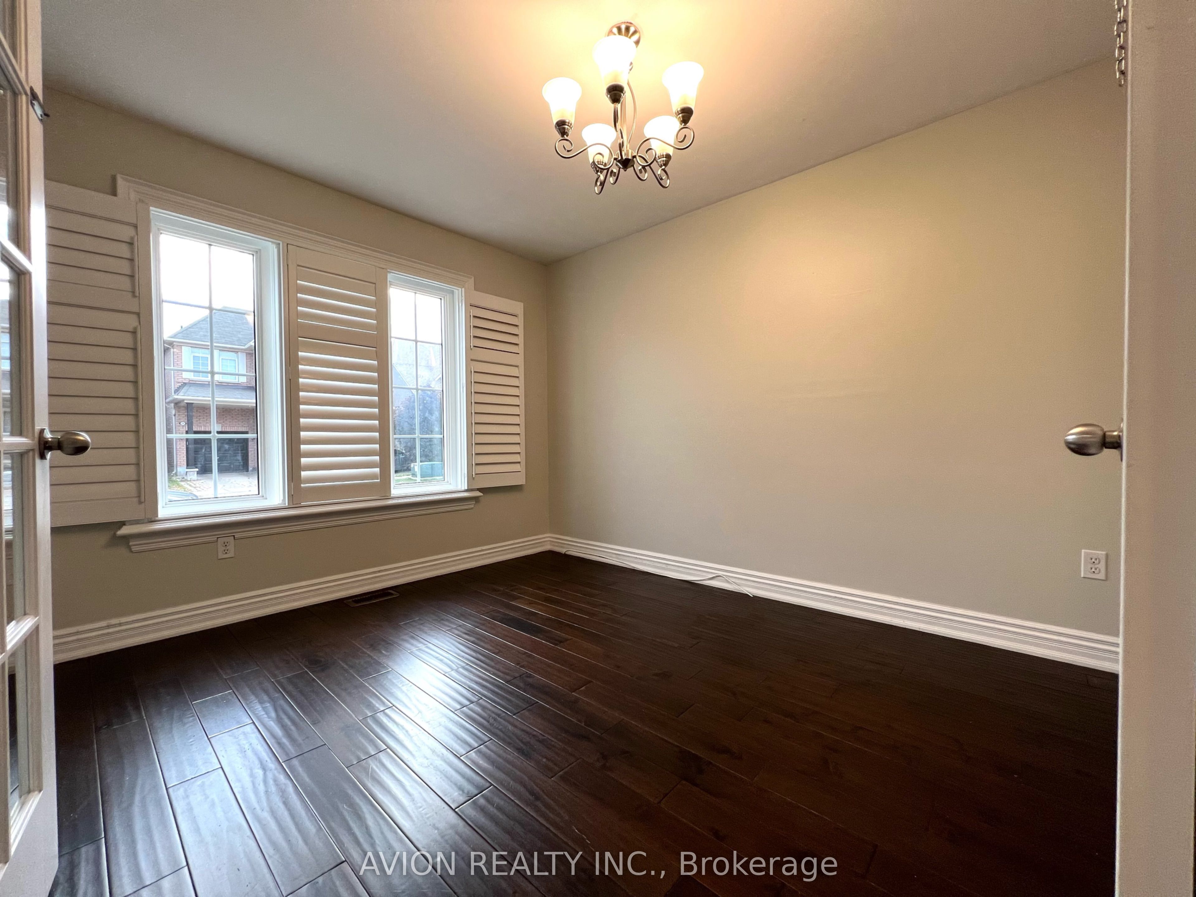 2293 Crestmont Drive