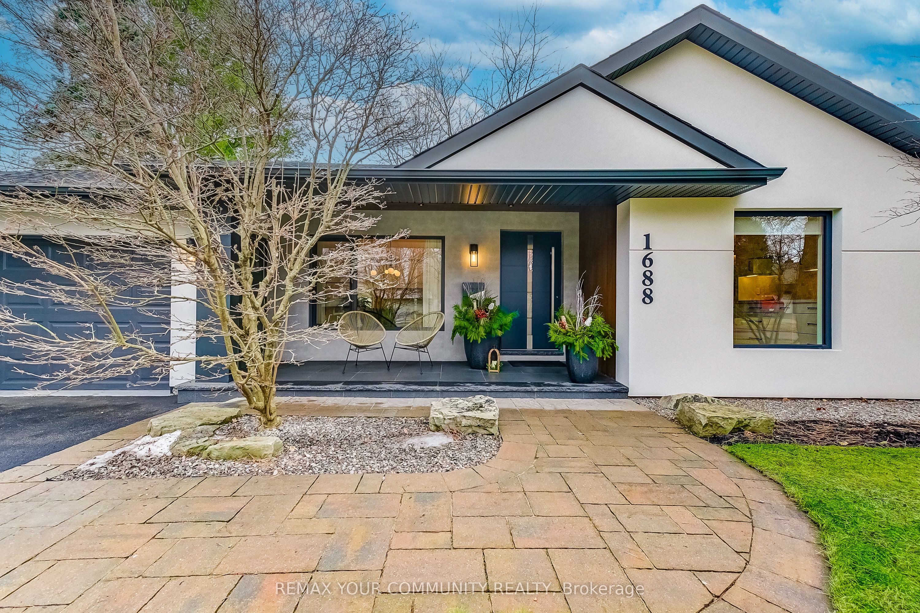 1688 Missenden Crescent