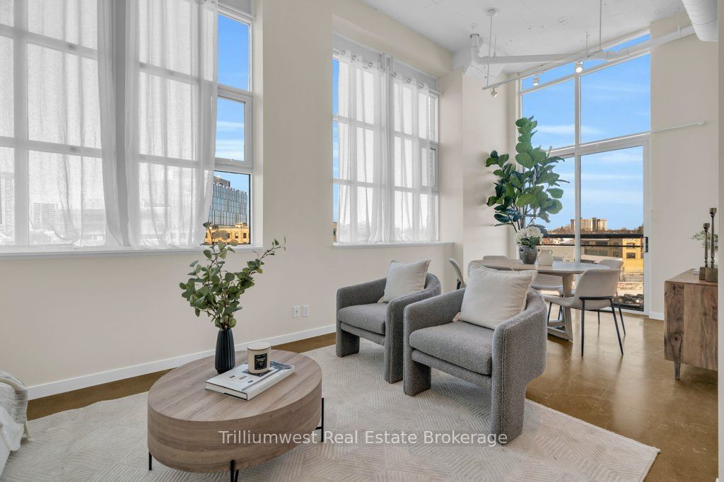 Photo of 410 W King Street W #524, Kitchener, ON N2G 1C3 (MLS # X12611428)