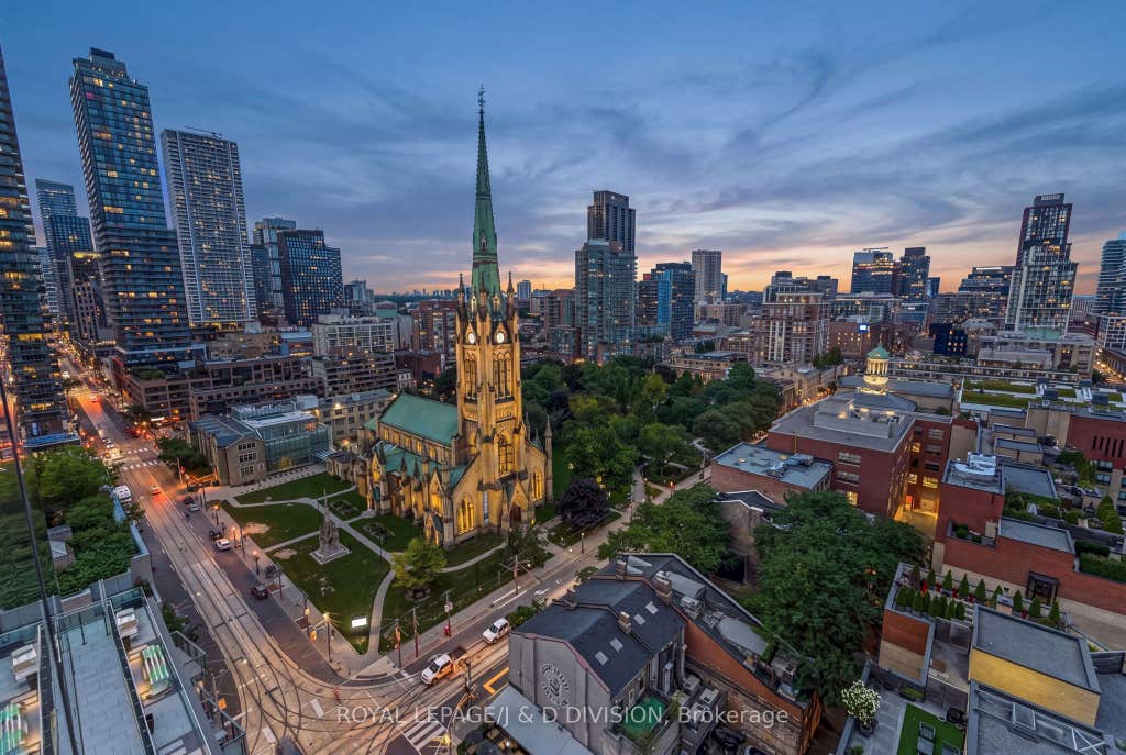 Photo of 60 Colborne Street #1702, Toronto, ON M5E 0B7 (MLS # C13667216)