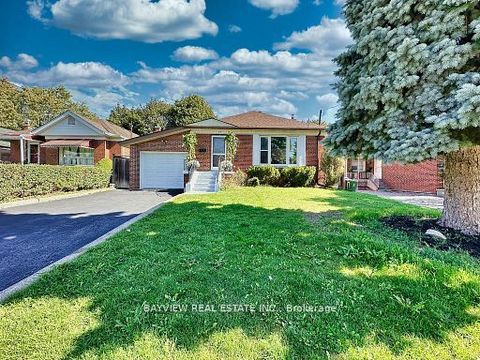 Photo of 37 Princeway Drive, Toronto, ON M1R 2V8 (MLS # E12470862)