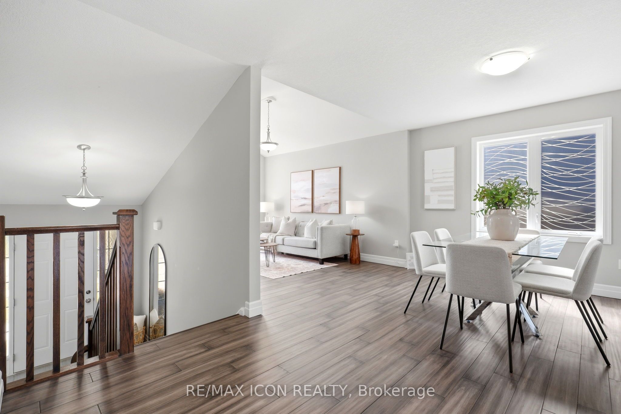 146 Jacob Street W