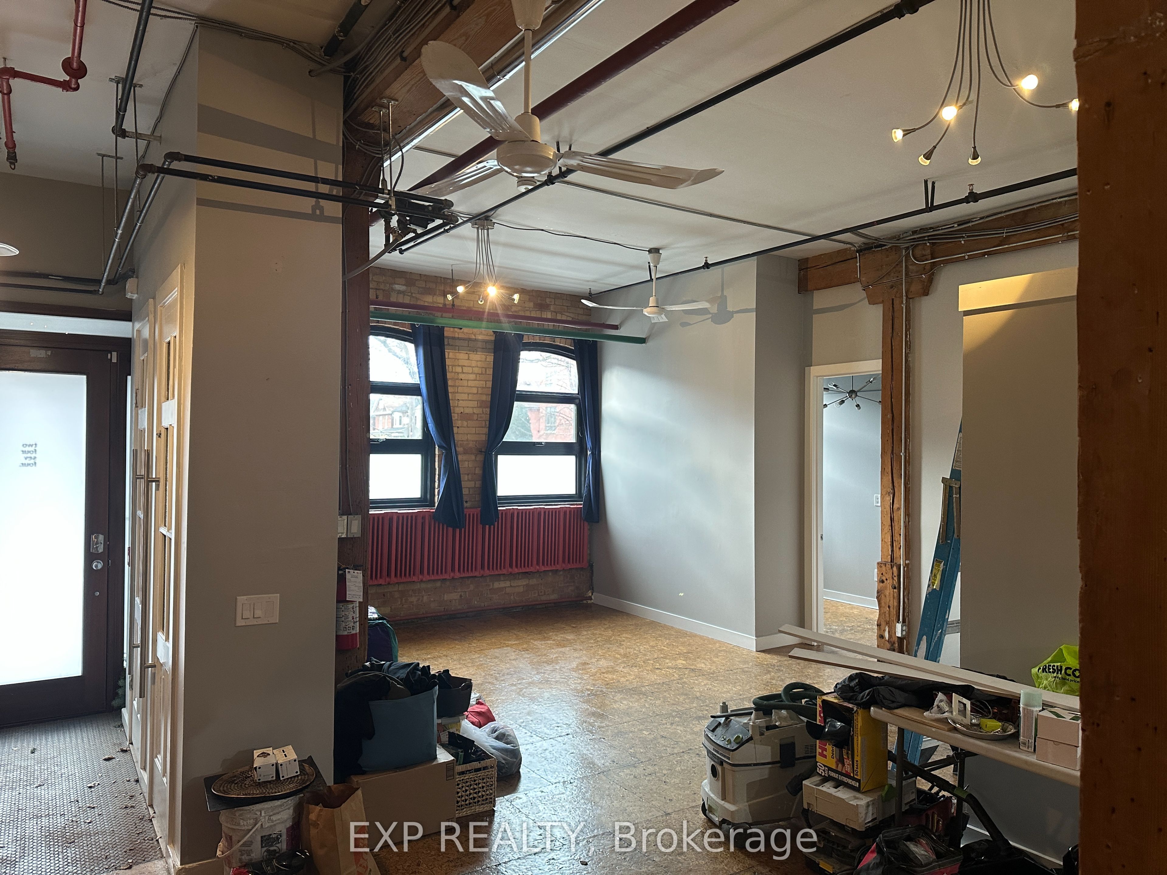 2480 Dundas Street W 2474