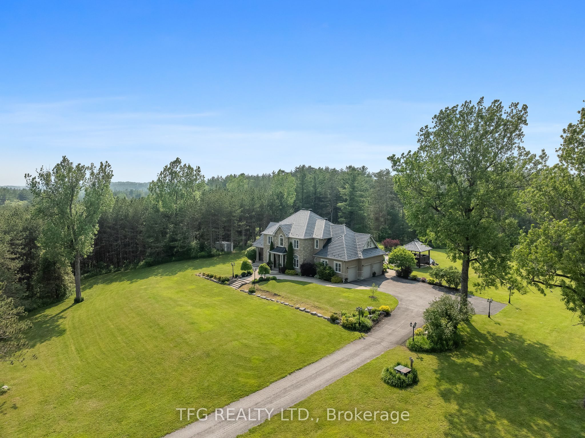 1980 Concession 10 Road