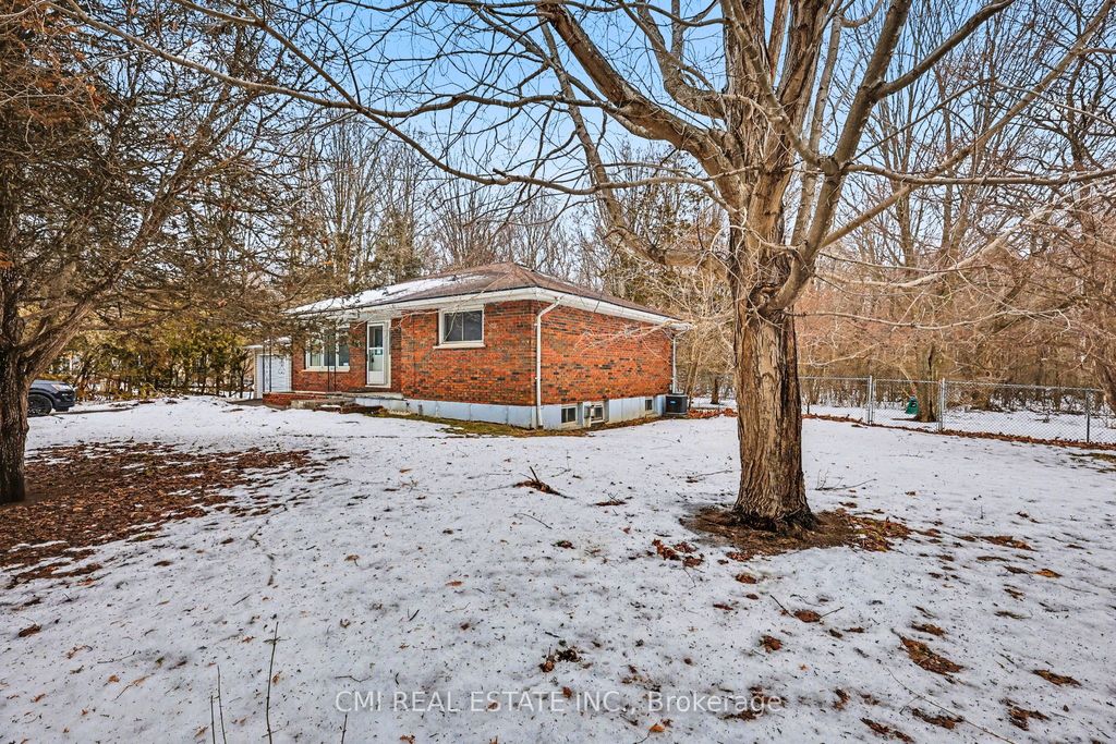 Photo of 606 GLEN MILLER Road, Quinte West, ON K8V 5P8 (MLS # X13079726)