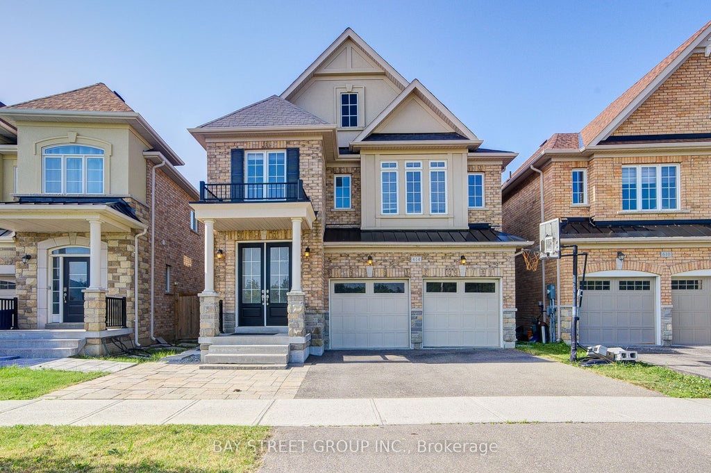Photo of 614 Baker Hill Boulevard, Whitchurch-Stouffville, ON L4A 1Y9 (MLS # N13822028)