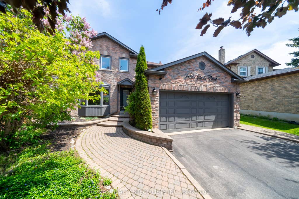 Photo of 4021 Sasha Court, Mississauga, ON L4W 3K9 (MLS # W13602958)