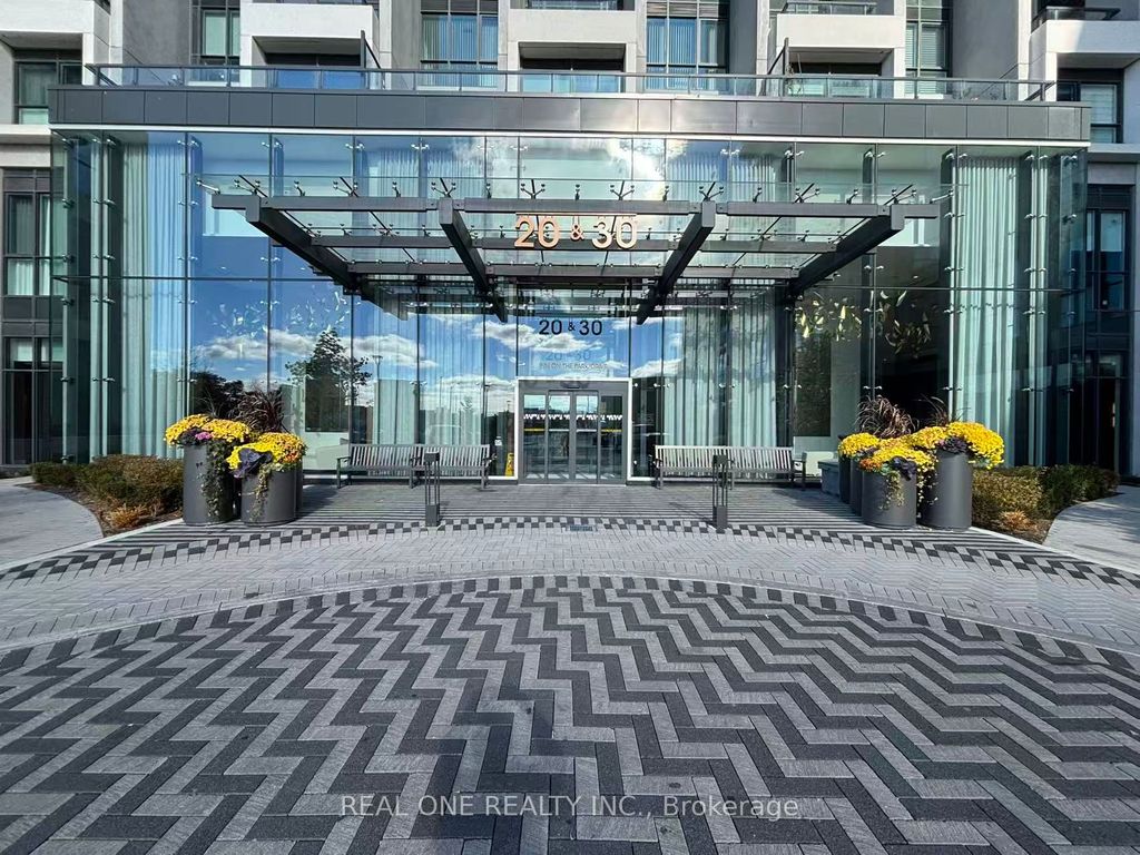 Photo of 30 Inn On The Park Drive #2704, Toronto, ON M3C 0P7 (MLS # C12531558)