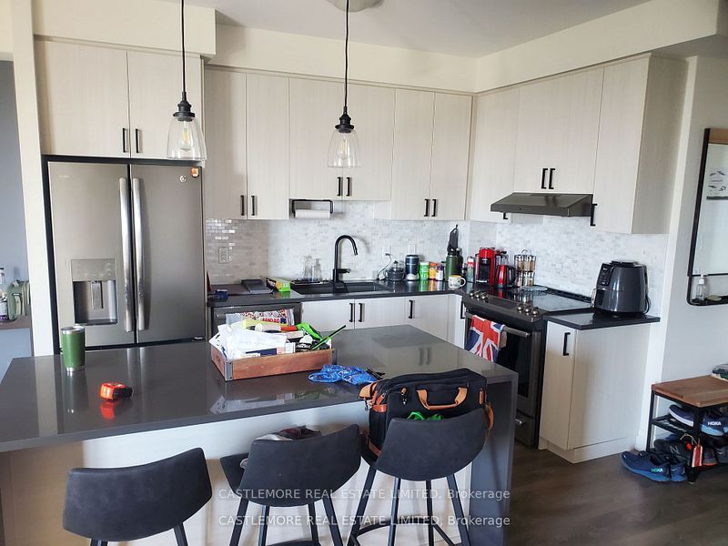 65 Yorkland Boulevard 1110