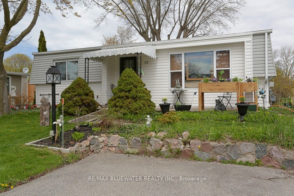 Photo of 35 Pebble Beach Parkway, South Huron, ON N0M 1T0 (MLS # X13086820)