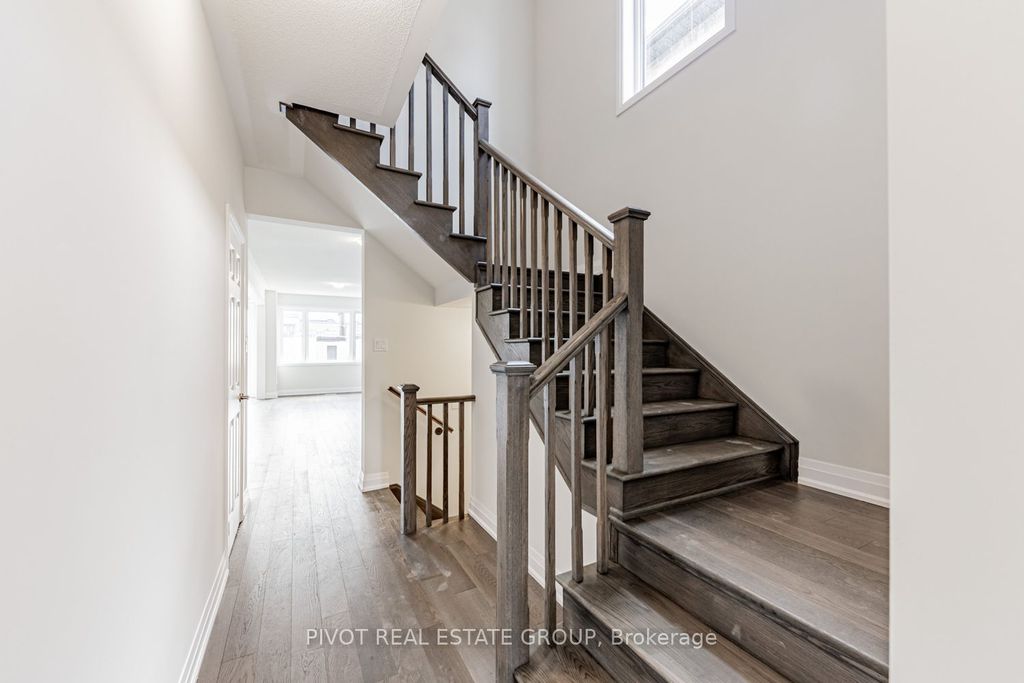 Photo of 30 Lipscott Drive, Caledon, ON L7C 4L2 (MLS # W12768360)
