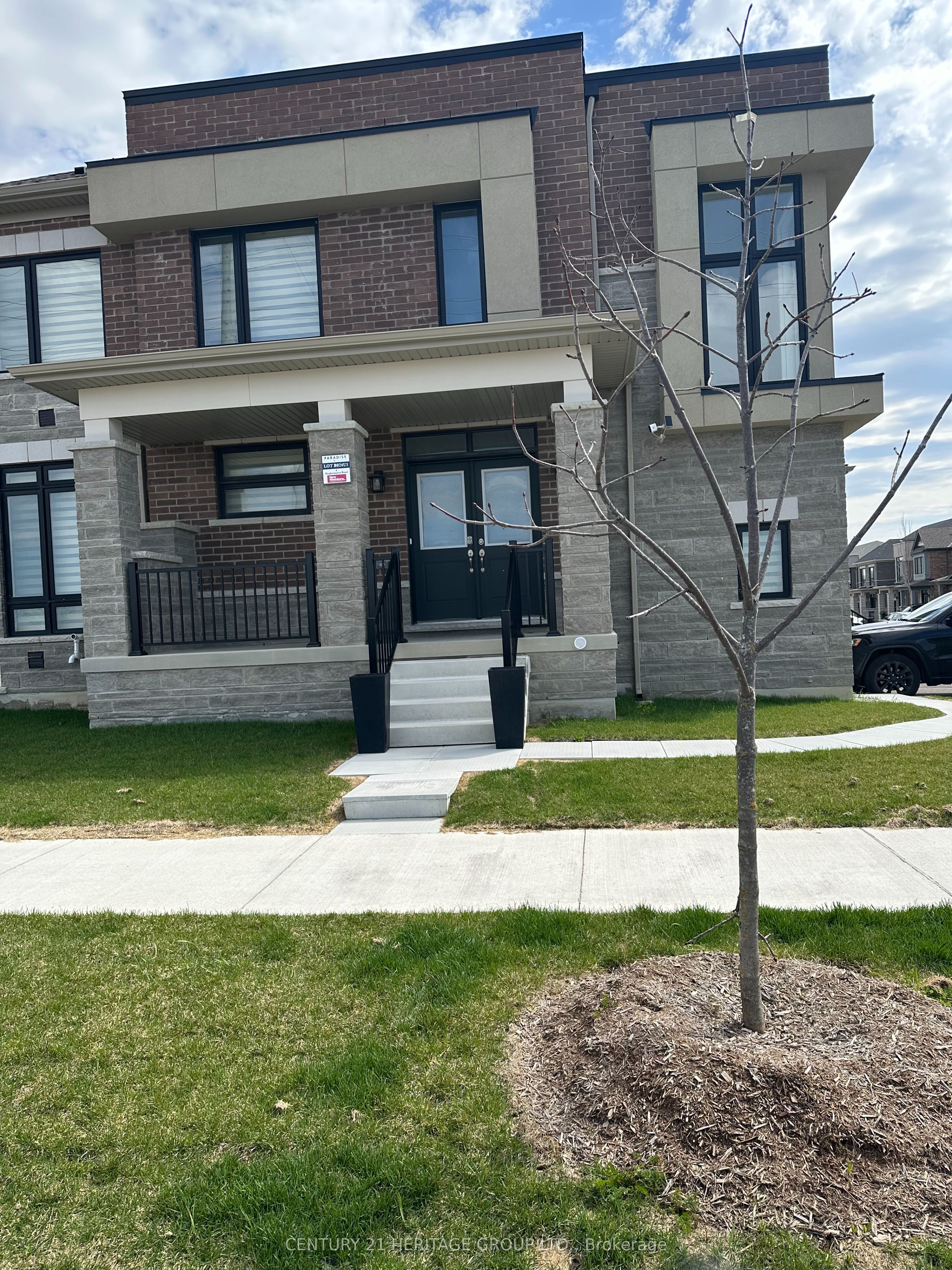 4 Singhampton Road