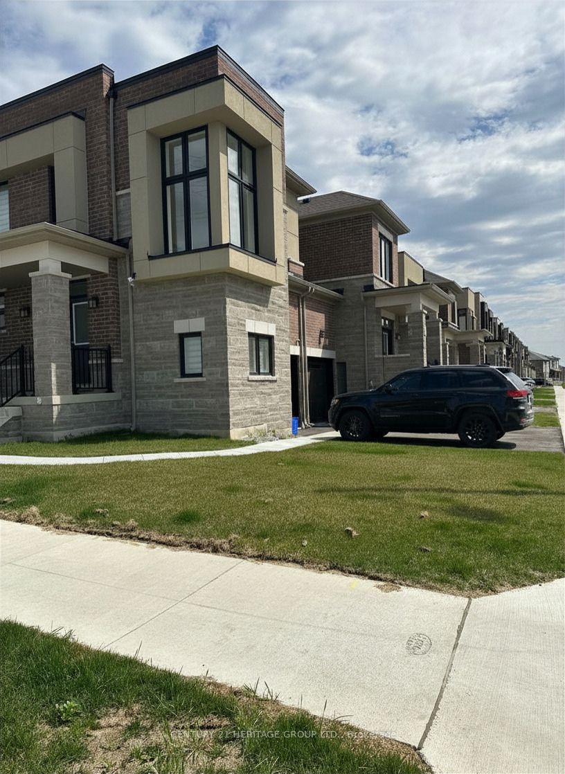 4 Singhampton Road