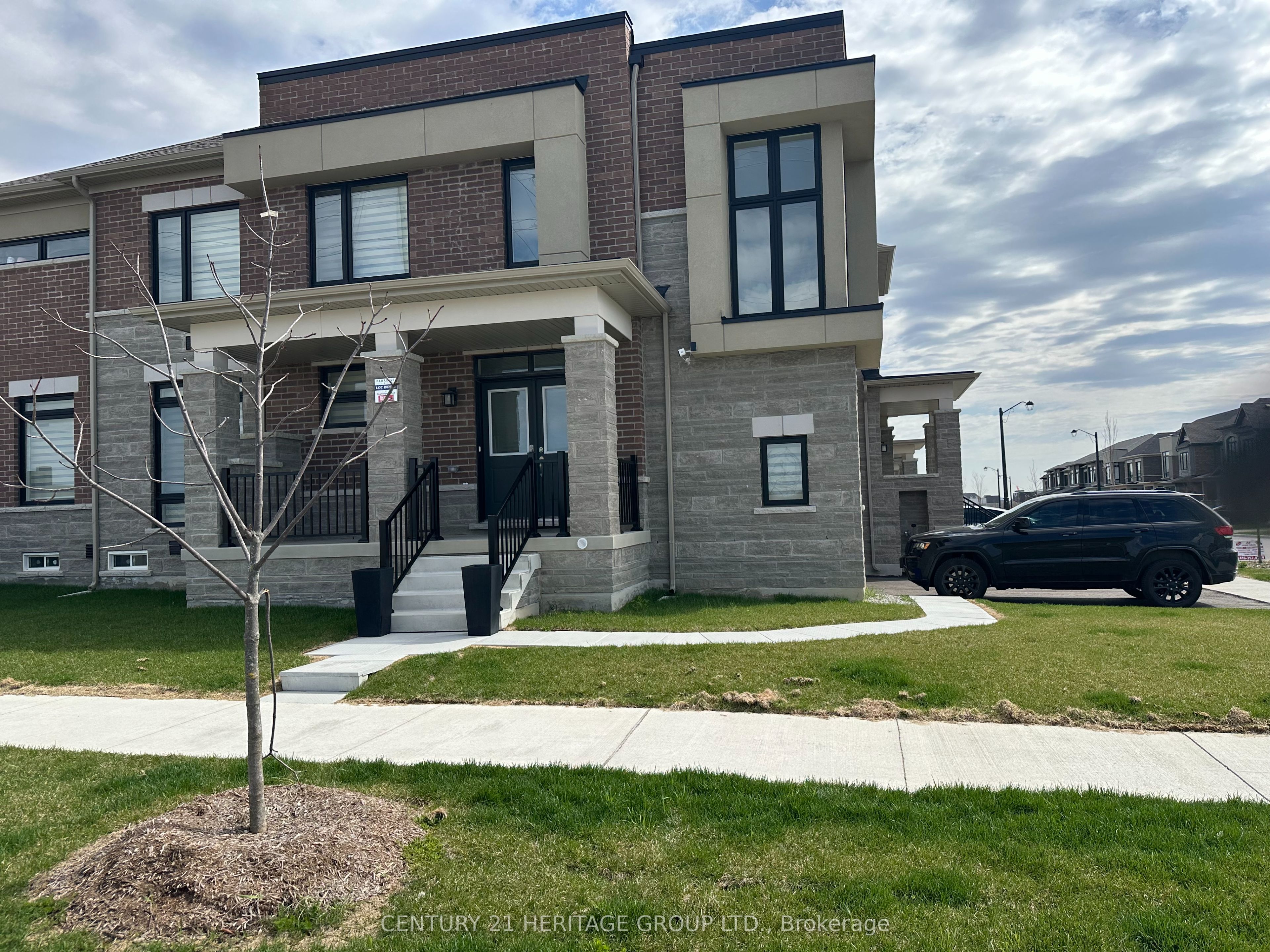 4 Singhampton Road
