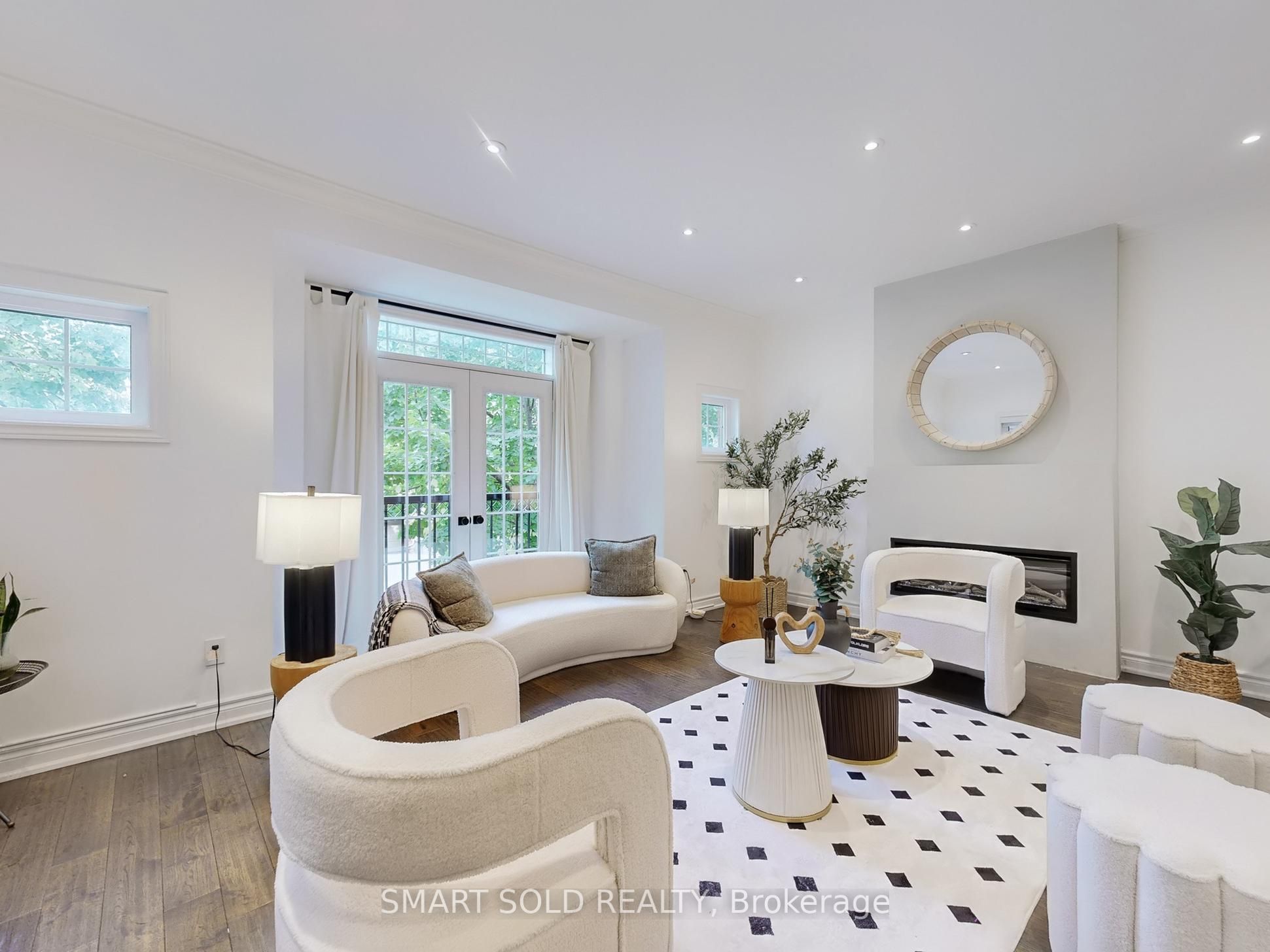 30 Crispin Court