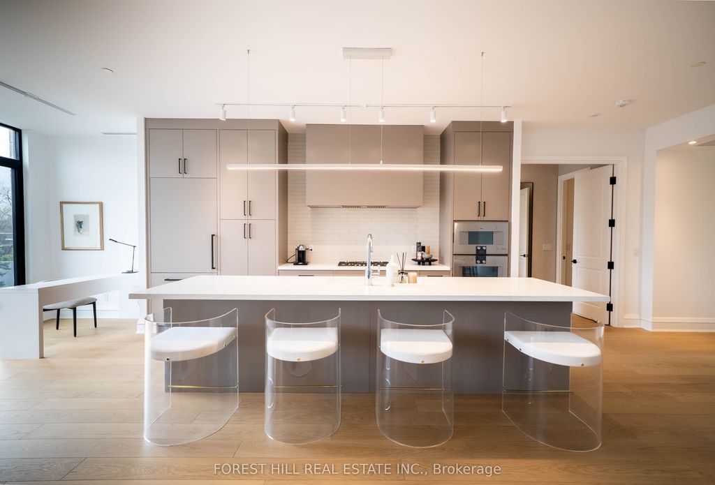 Photo of 2010 Bathurst Street #4D, Toronto, ON M5P 0A8 (MLS # C12403661)