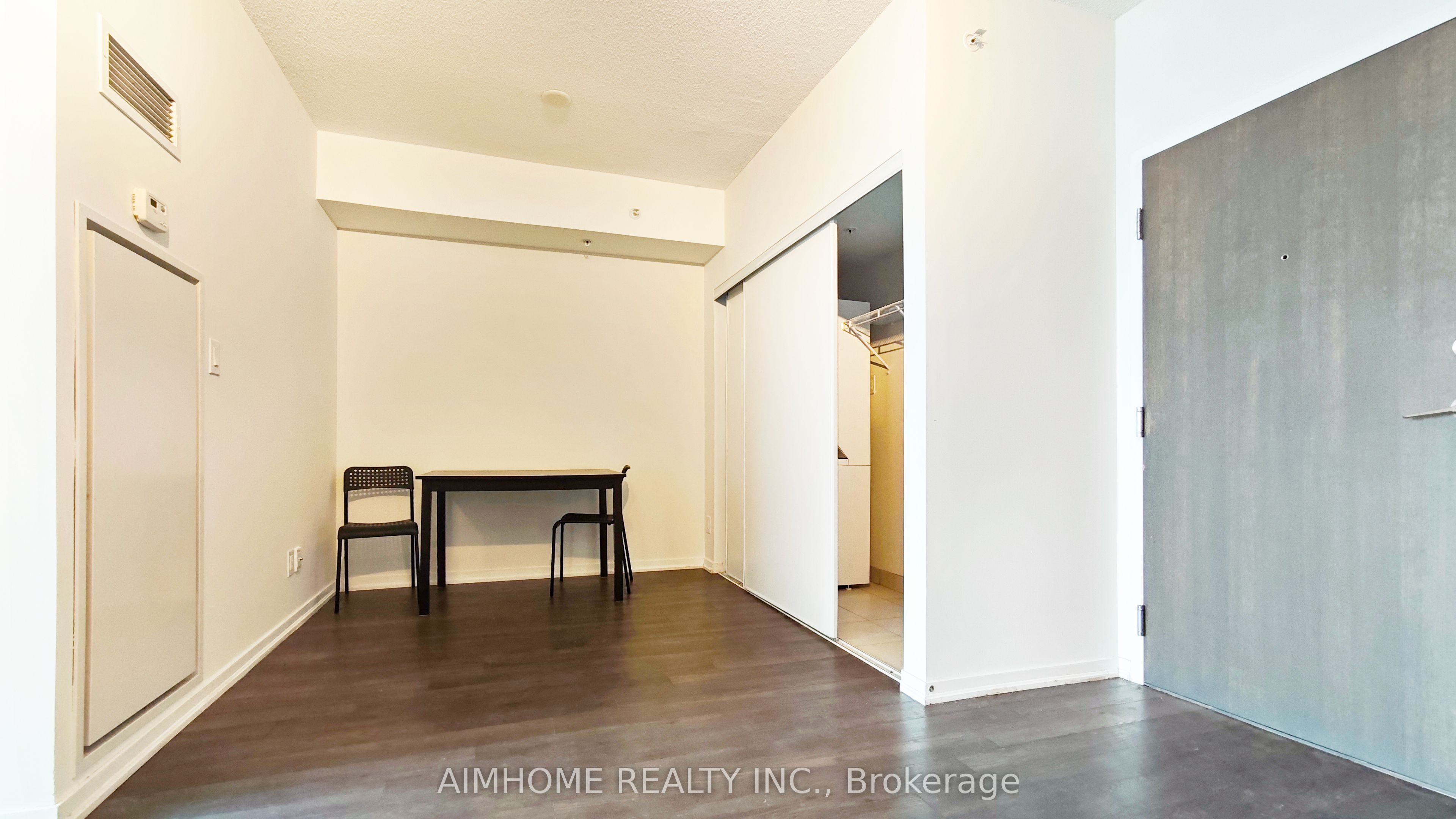68 Abell Street 1107