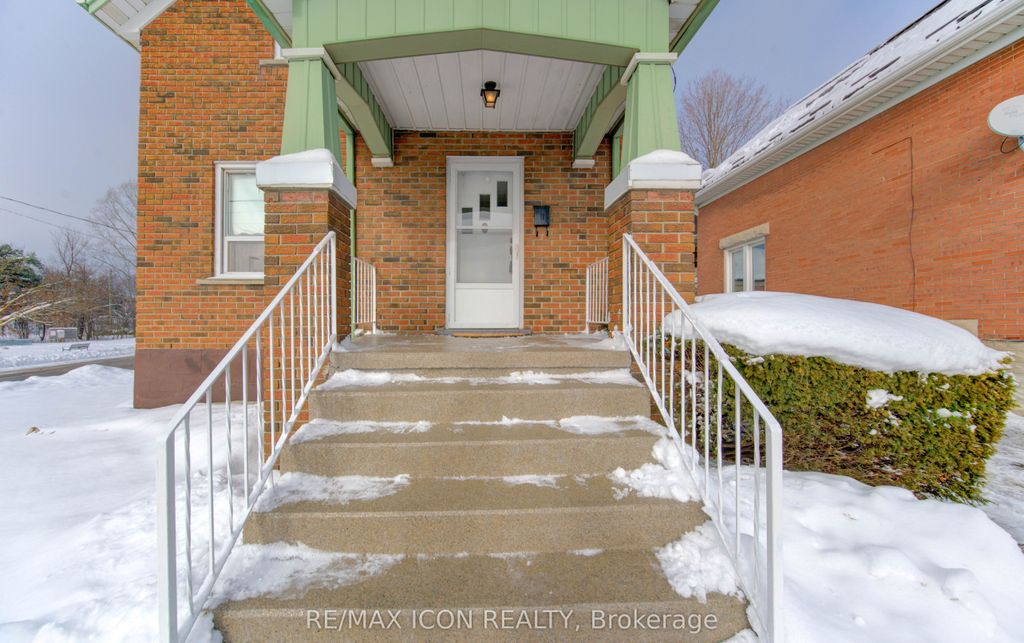 Photo of 160 GLASGOW Street, Out of Area, ON N2G 2G9 (MLS # X12603350)