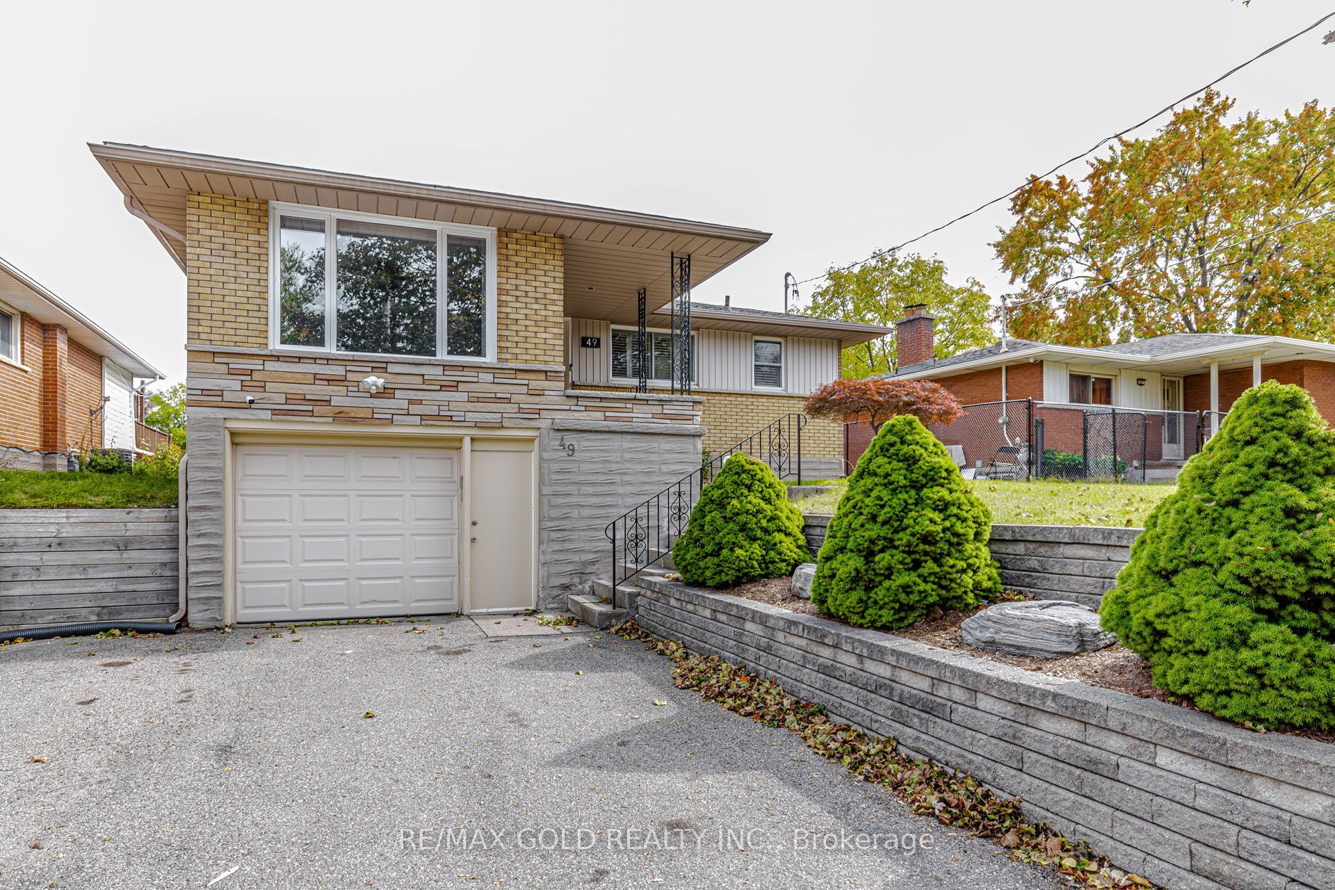 49 Kenneth Avenue