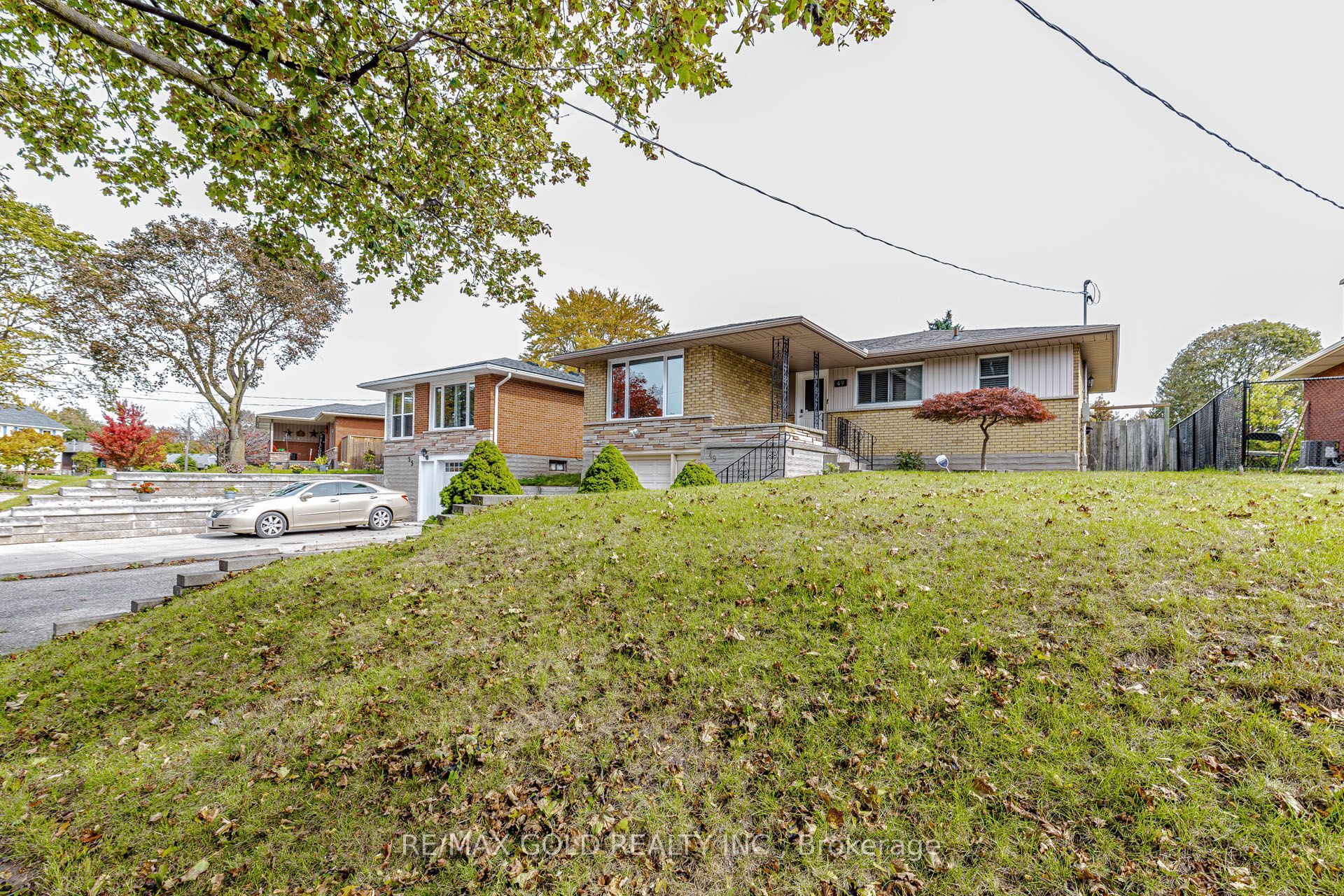 49 Kenneth Avenue