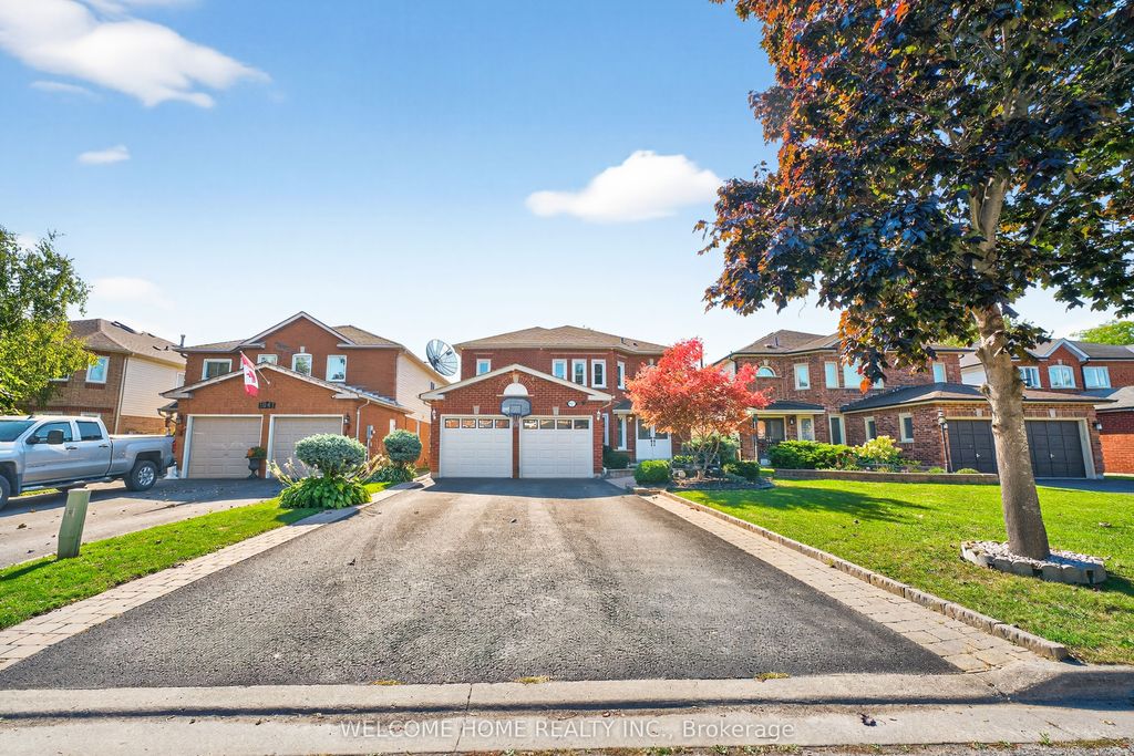 Photo of 1037 Sandcliff Drive E, Oshawa, ON L1K 2E5 (MLS # E12426952)