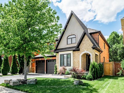 3390 Fox Run Circle Oakville ON L6L 6W4