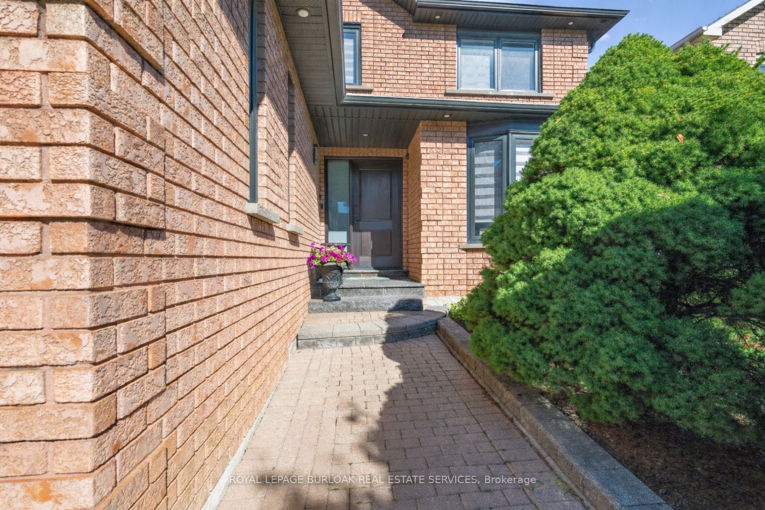 2029 Kempton Park Drive