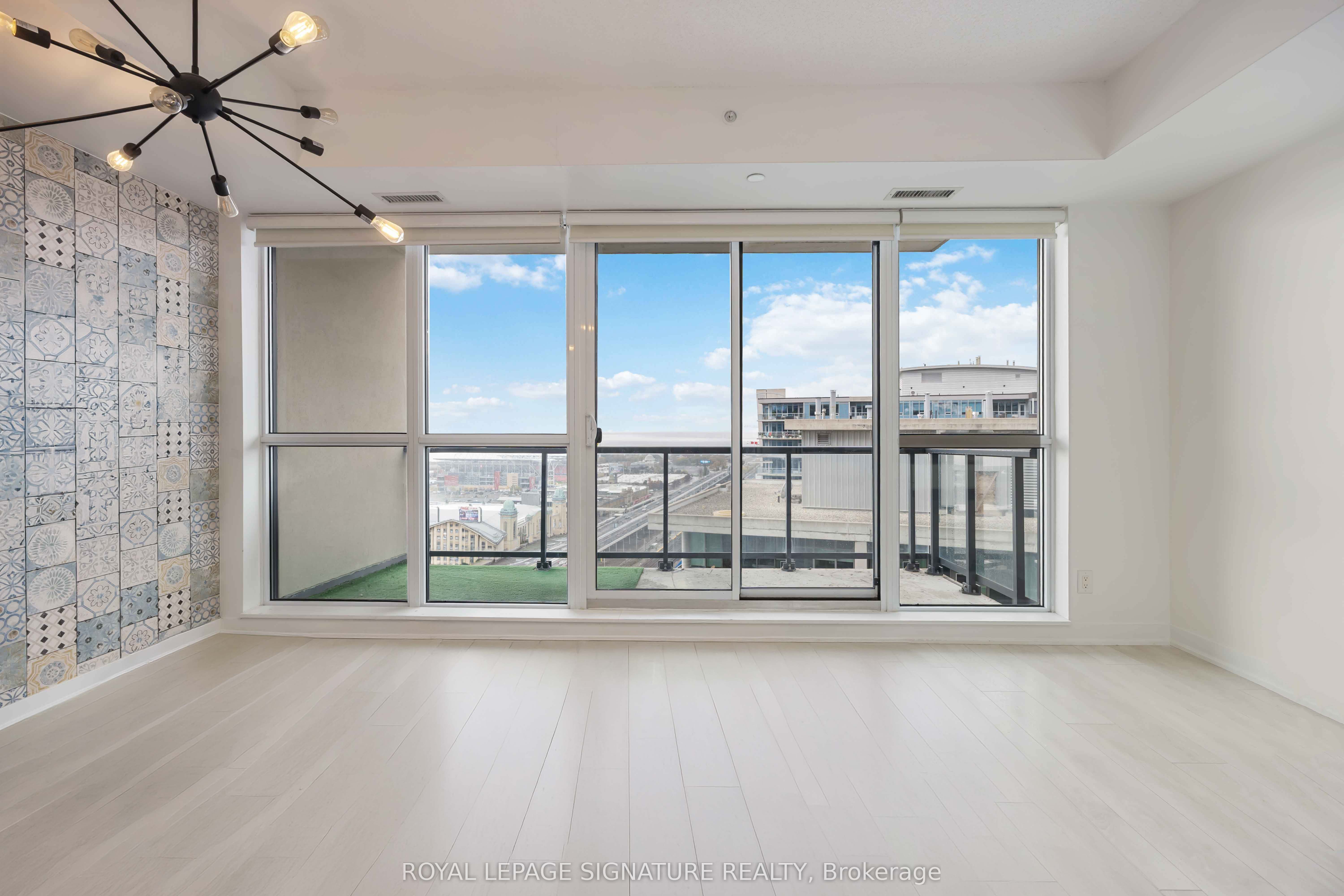 51 East Liberty Street 2215