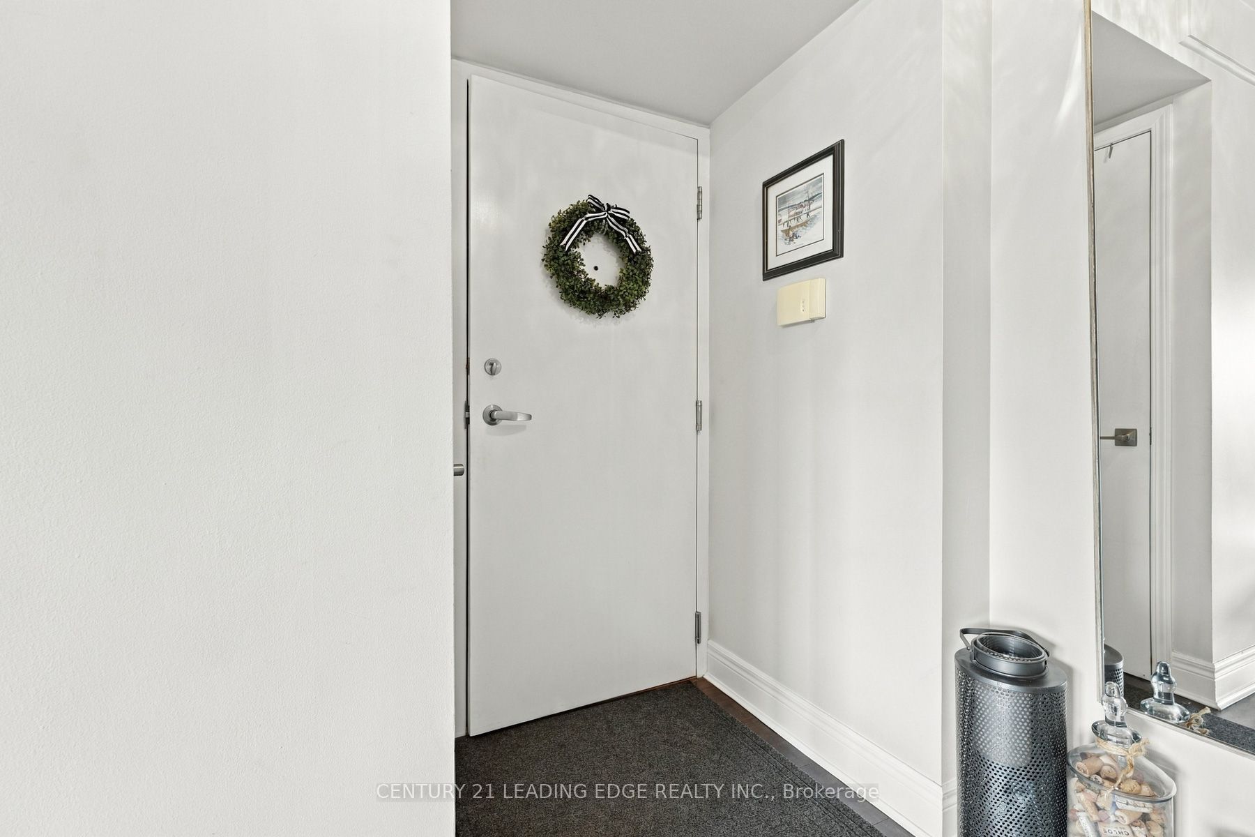 119 Merton Street 612