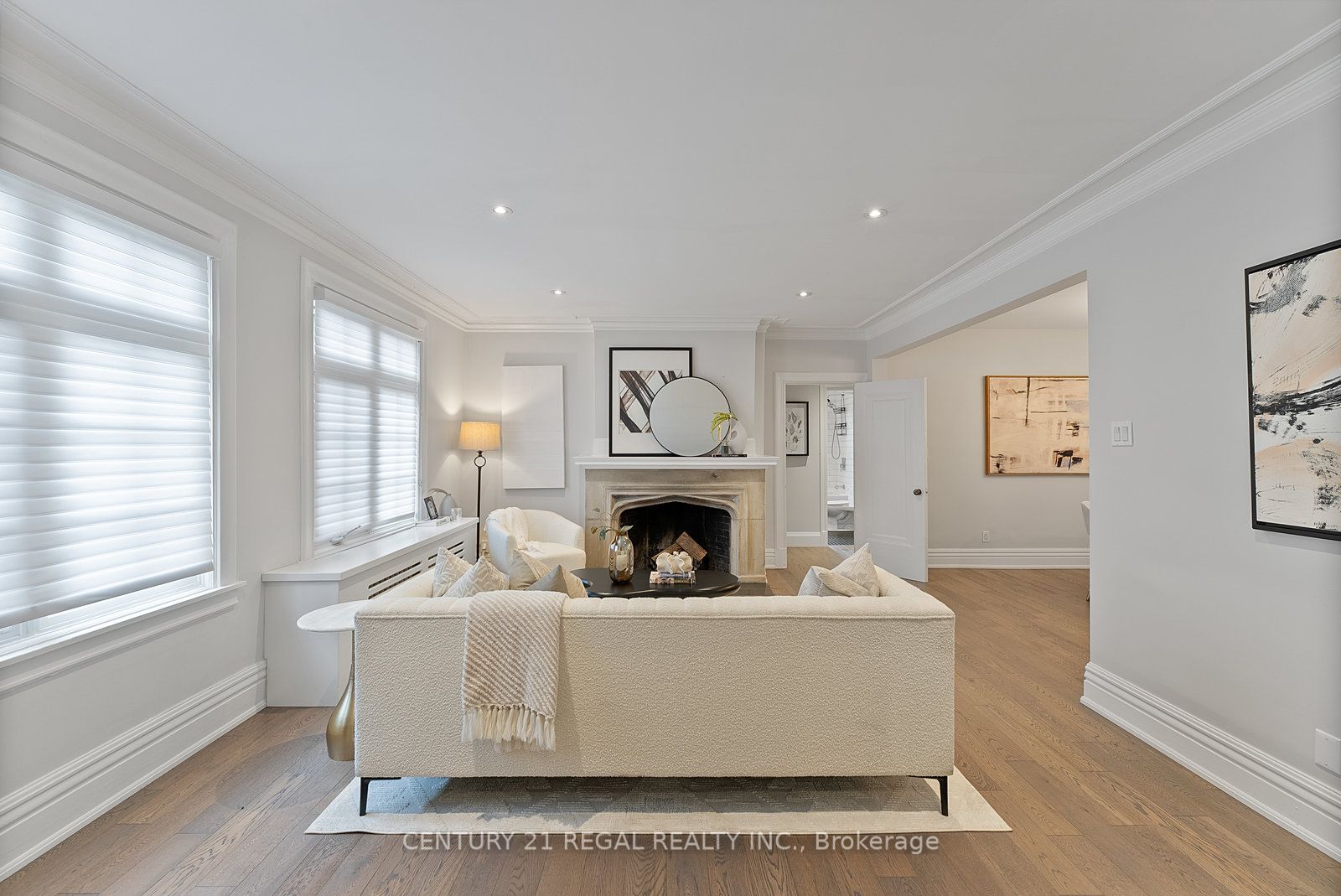 93 Douglas Crescent