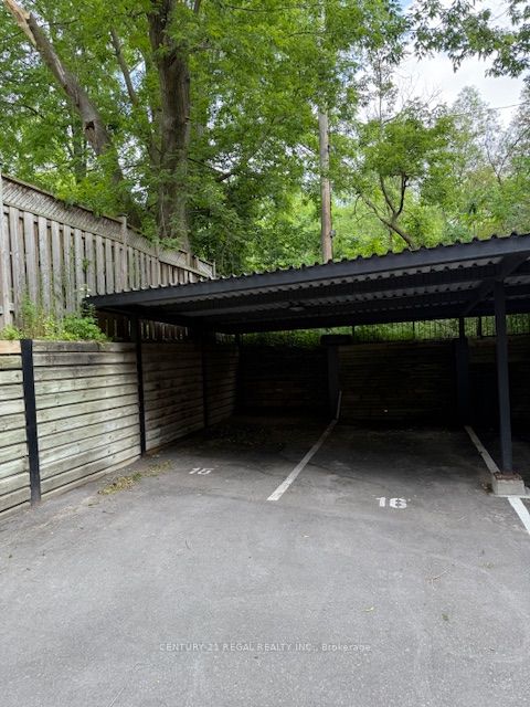 93 Douglas Crescent