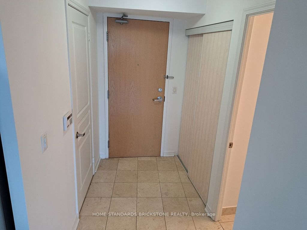 Photo of 509 Beecroft Road #1811, Toronto, ON M2N 0A3 (MLS # C12659874)