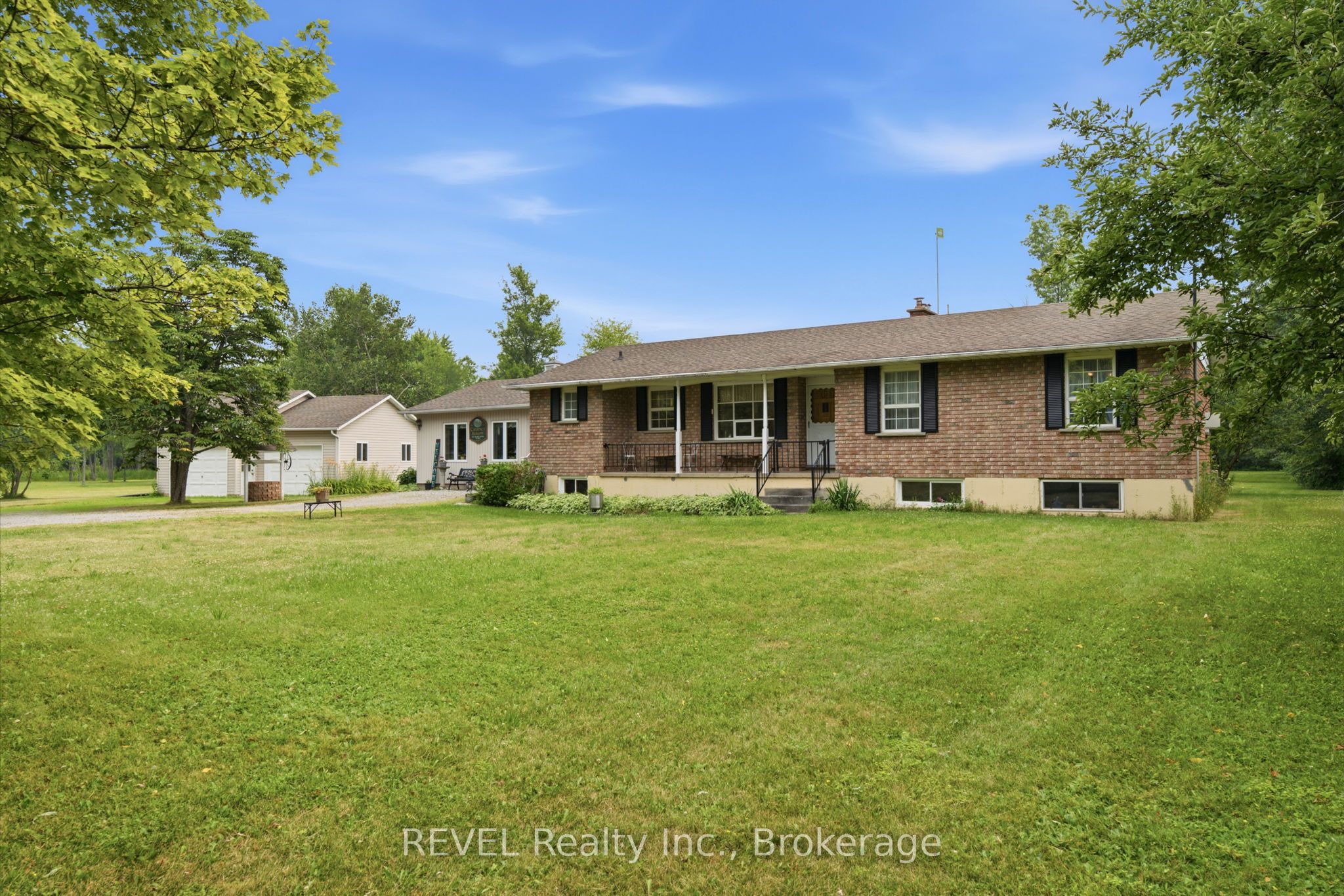 4325 White Road