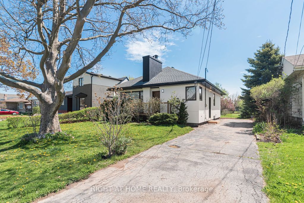 Photo of 10 Norwich Road, Hamilton, ON L8E 1Z6 (MLS # X12444551)