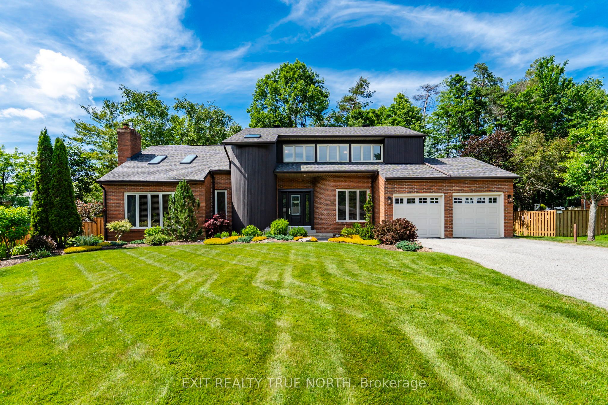 Photo 1 of 50 — 14 Rosewood Avenue, Springwater, ON L9X 0P5