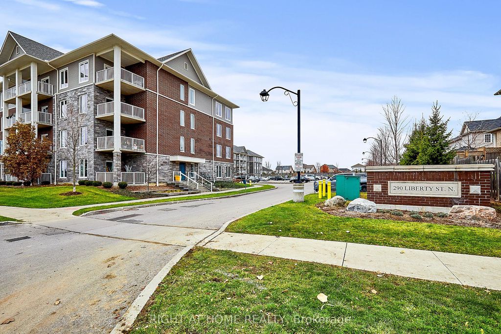 Photo of 290 Liberty Street N #201, Clarington, ON L1C 0V5 (MLS # E12596370)