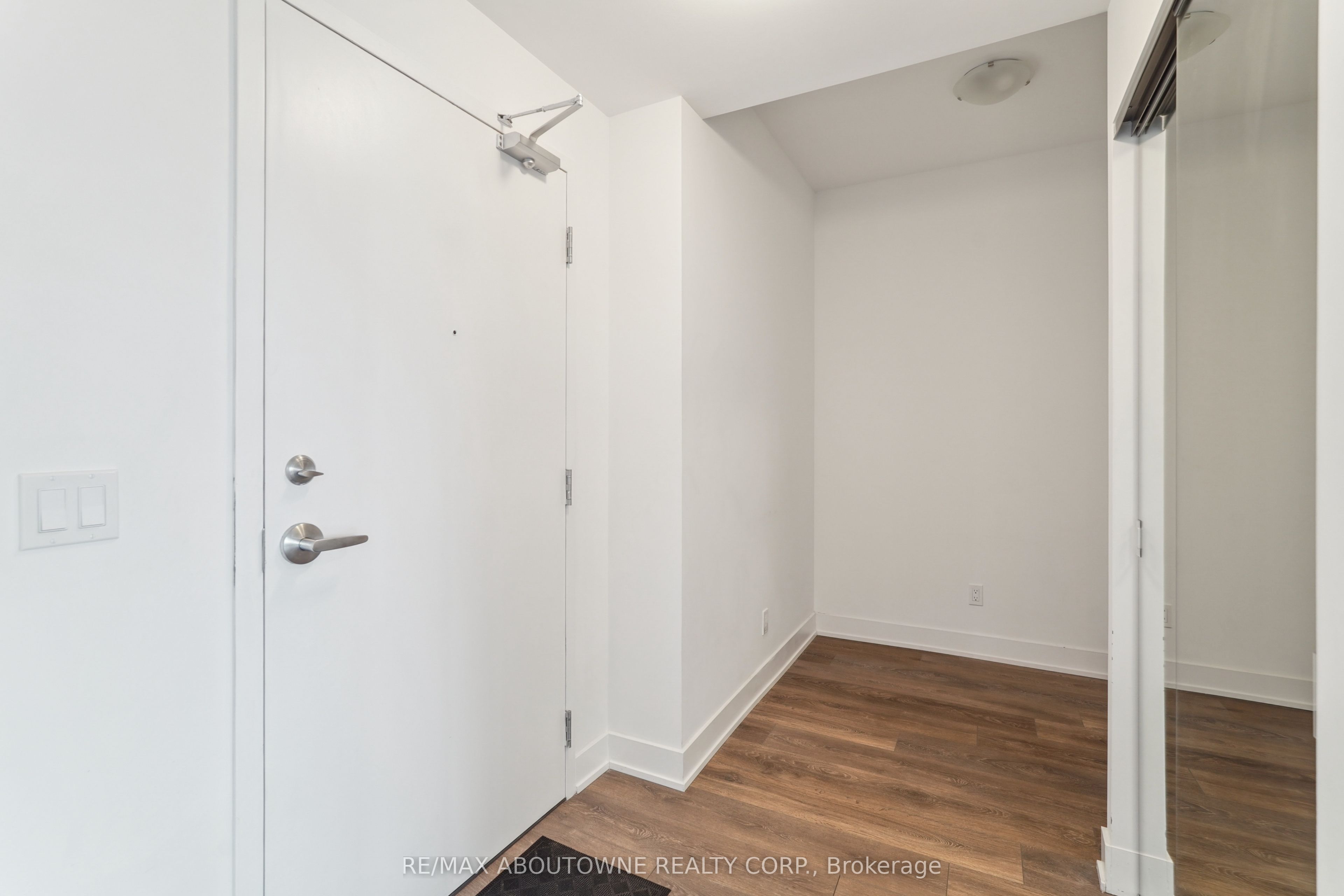 297 Oak Walk Drive 1605