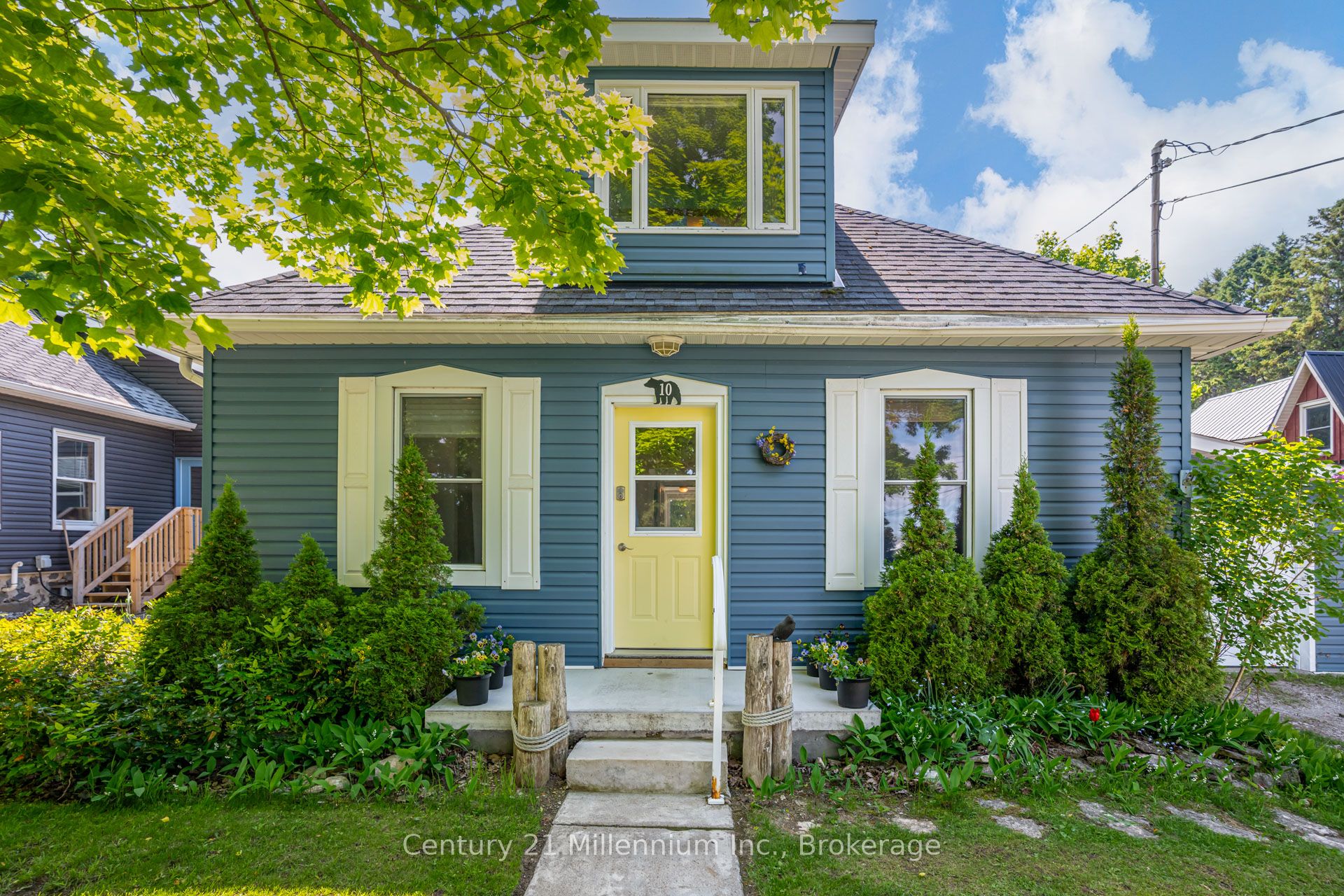 Photo 1 of 48 — 10 Alexander Street, Northern Bruce Peninsula, ON N0H 1W0