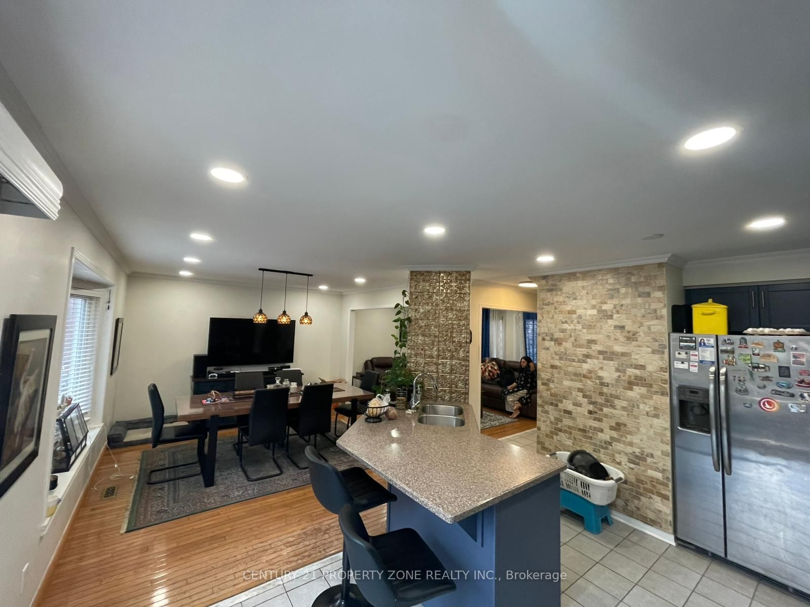 6638 Astro Court Upper